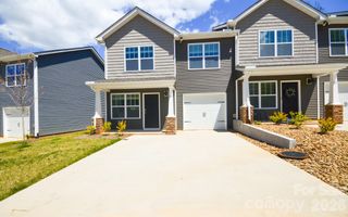 24 Cain Hollow Way, Asheville, NC 28806