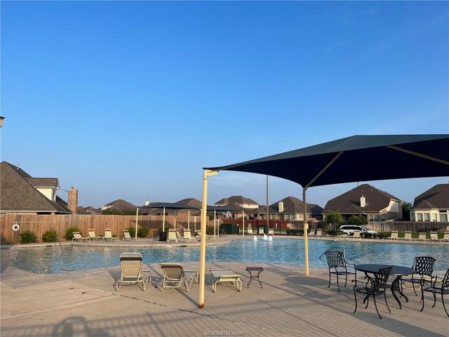 2602 Kimbolton Drive, College Station, TX 77845