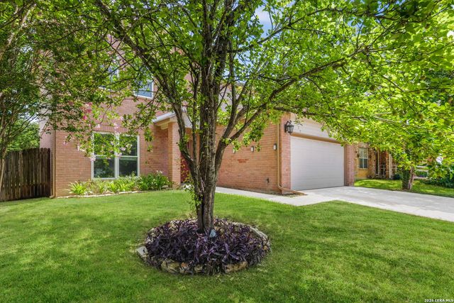 9323 BOWEN DR, San Antonio, TX 78250