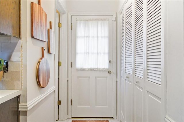 2200 W 121st Street, Leawood, KS 66209