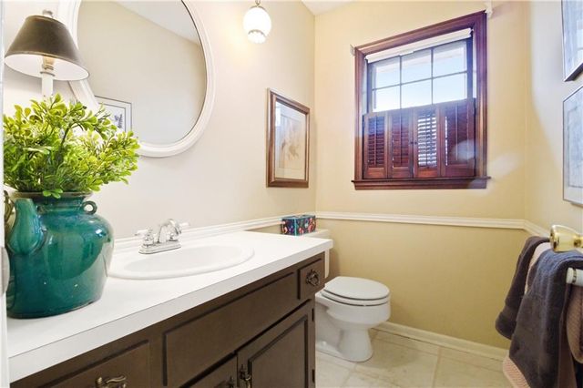 2200 W 121st Street, Leawood, KS 66209