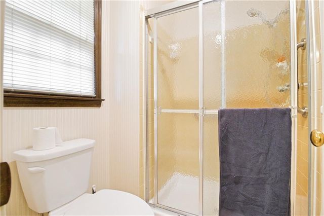 2200 W 121st Street, Leawood, KS 66209