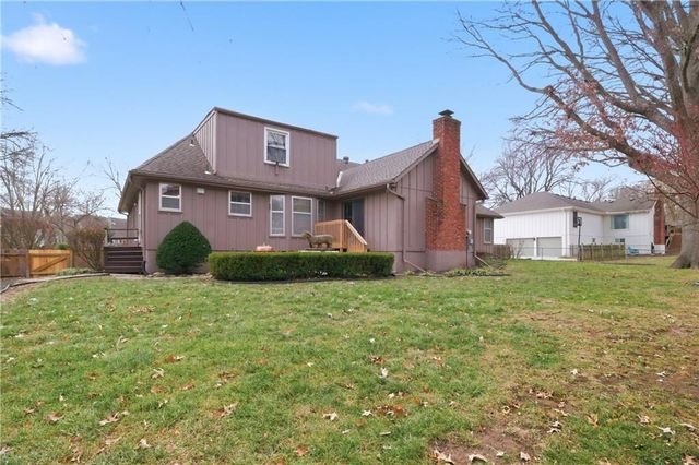 2200 W 121st Street, Leawood, KS 66209