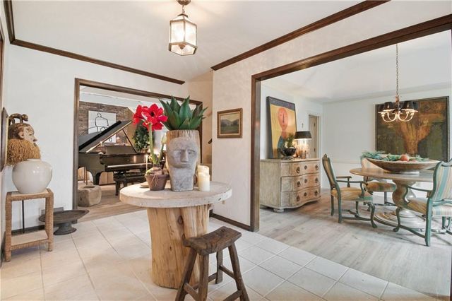 2200 W 121st Street, Leawood, KS 66209