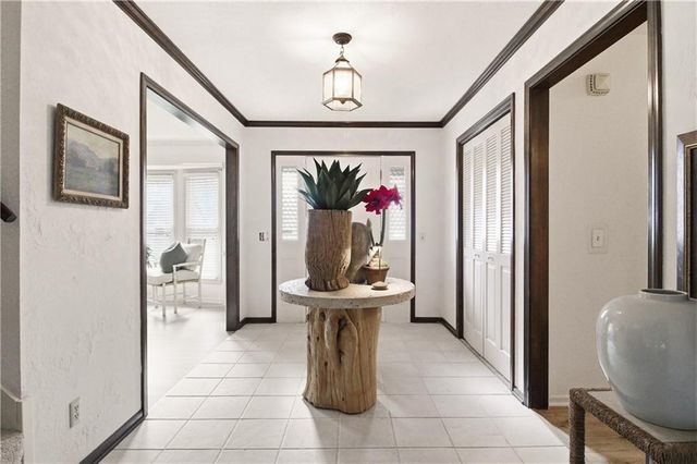 2200 W 121st Street, Leawood, KS 66209