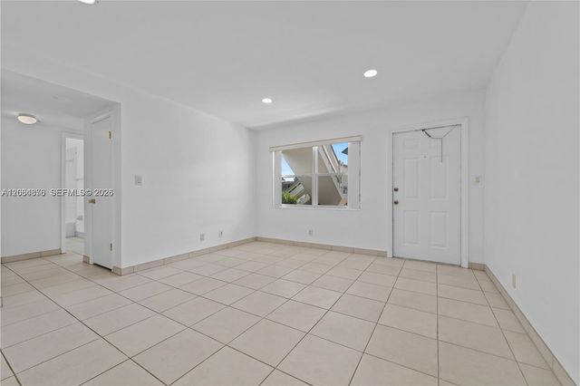 5207 SW 91st Avenue 7, Cooper City, FL 33328
