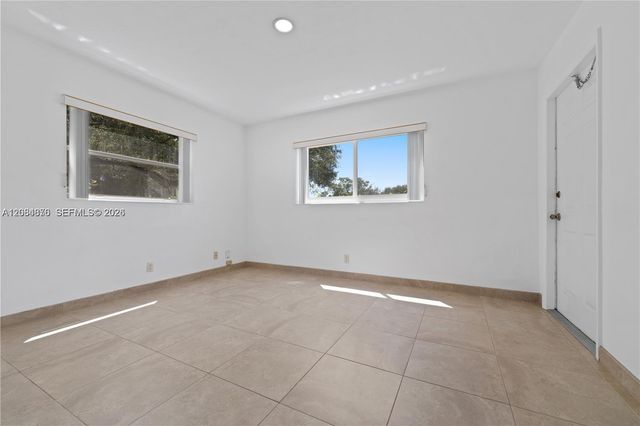 5207 SW 91st Avenue 7, Cooper City, FL 33328
