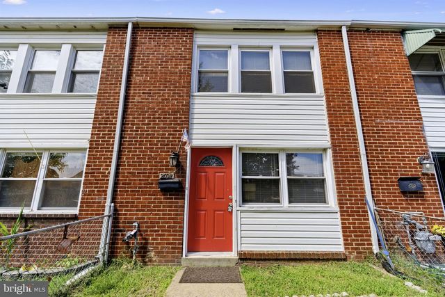 2002 LARKHALL RD, Dundalk, MD 21222