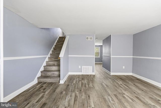 2002 LARKHALL RD, Dundalk, MD 21222