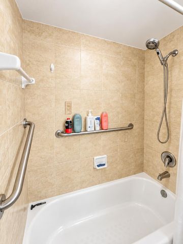1690 SW 27TH Avenue 306, Miami, FL 33145