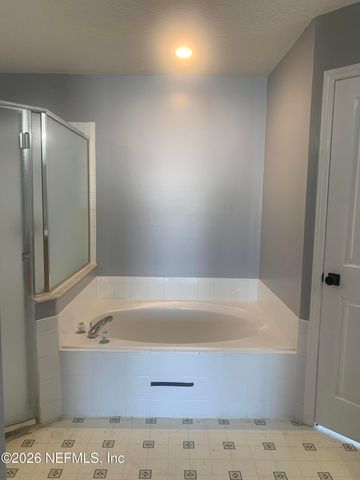 1752 GLEN LAUREL Drive, Middleburg, FL 32068