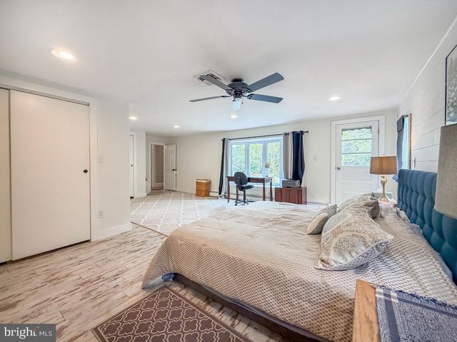 1134 GENERAL WASHINGTON MEM BLVD, Washington Crossing, PA 18977