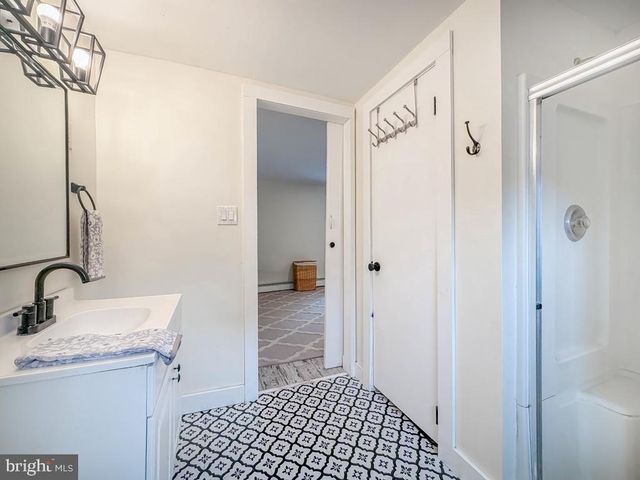 1134 GENERAL WASHINGTON MEM BLVD, Washington Crossing, PA 18977