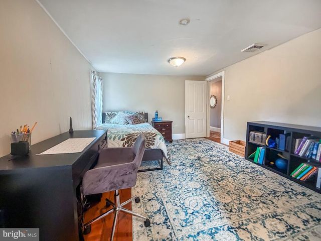 1134 GENERAL WASHINGTON MEM BLVD, Washington Crossing, PA 18977