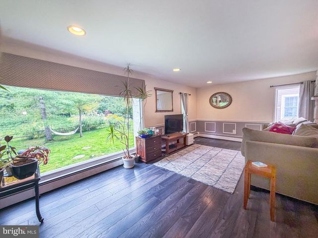 1134 GENERAL WASHINGTON MEM BLVD, Washington Crossing, PA 18977