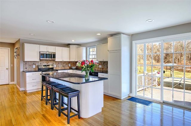 59 Intrepid Lane, Jamestown, RI 02835