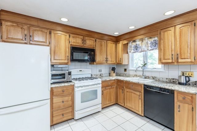 72 True St, Revere, MA 02151