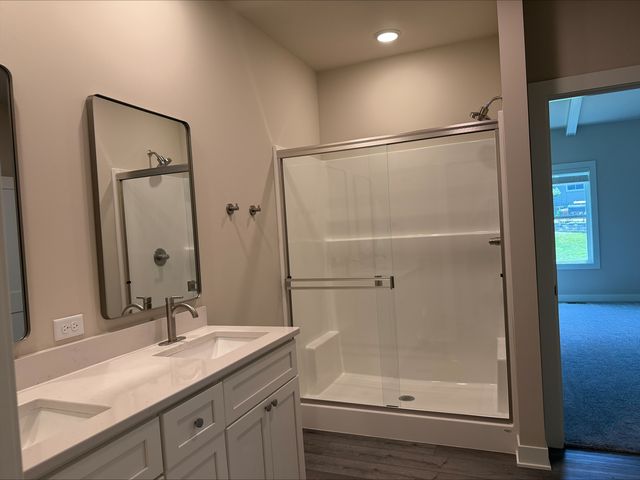 6142 Thor Avenue, Davenport, IA 52807