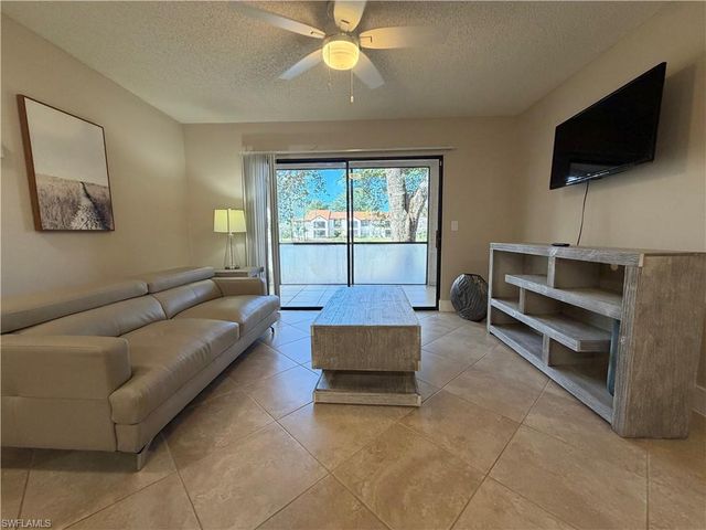 2094 Arbour Walk CIR 3014, Naples, FL 34109