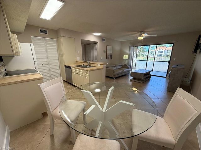 2094 Arbour Walk CIR 3014, Naples, FL 34109