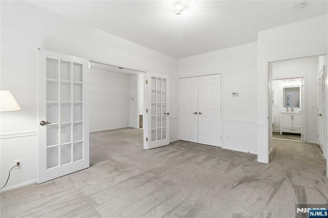 5301 Richmond Road 301, West Milford, NJ 07480