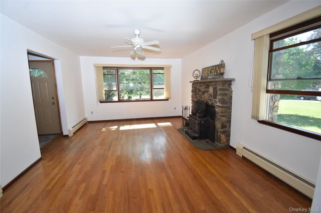 300 Ackertown Road, Monsey, NY 10952