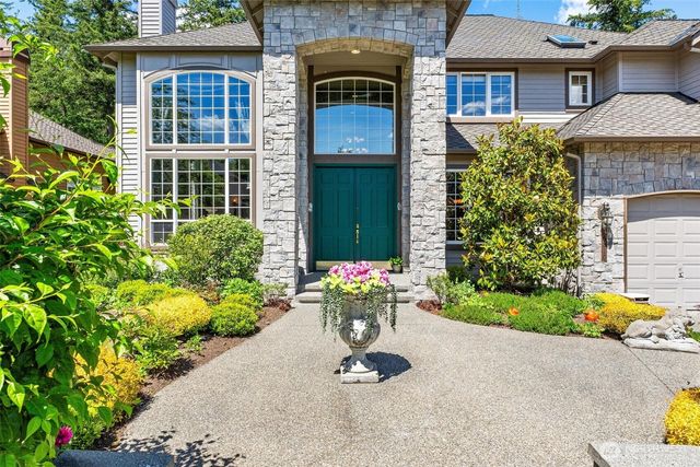 26810 SE 9th Way, Sammamish, WA 98075