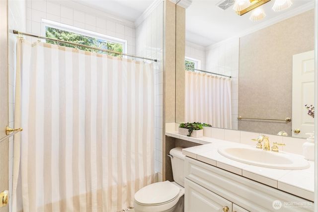 26810 SE 9th Way, Sammamish, WA 98075