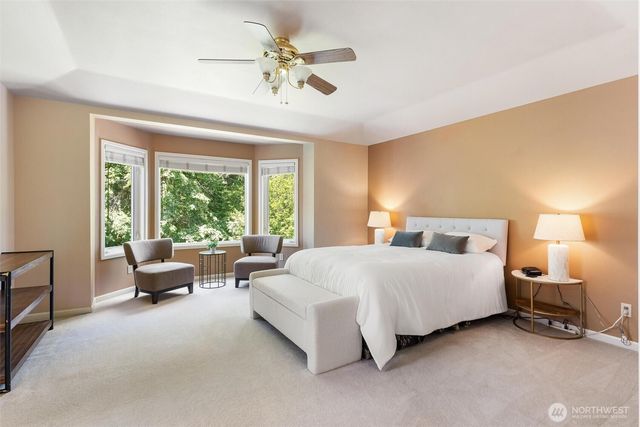 26810 SE 9th Way, Sammamish, WA 98075