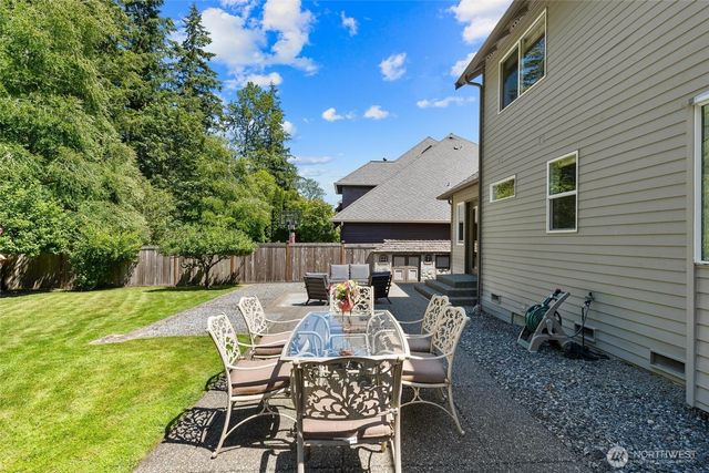 26810 SE 9th Way, Sammamish, WA 98075