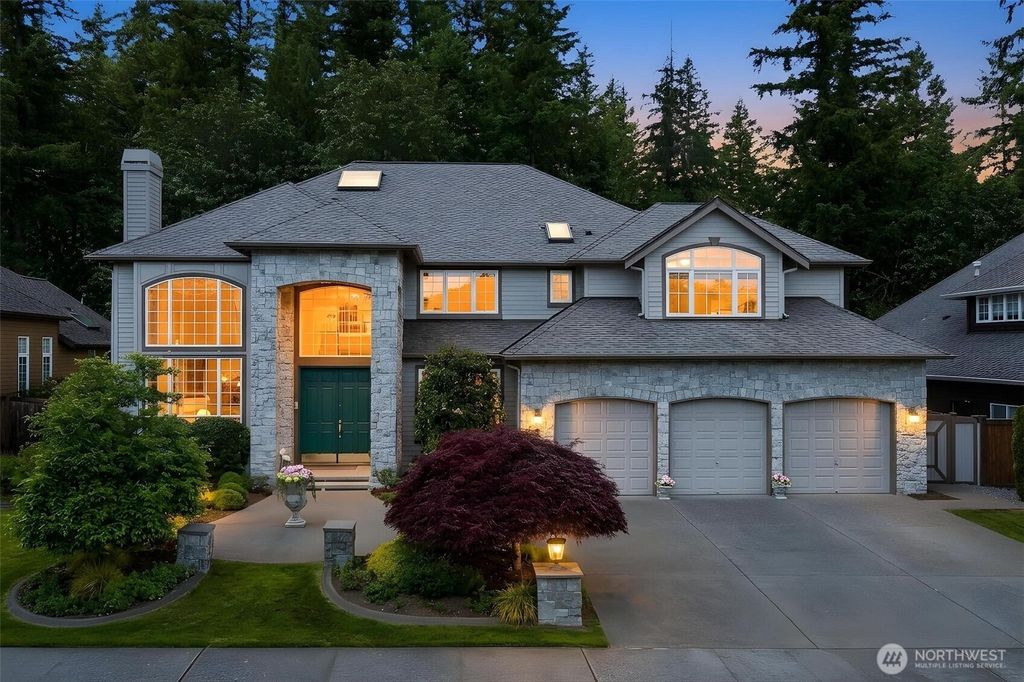 26810 SE 9th Way, Sammamish, WA 98075