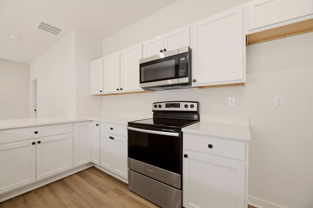 3422 E Thunder, Wichita, KS 67220