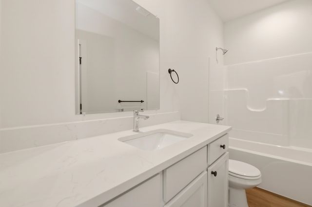 3422 E Thunder, Wichita, KS 67220