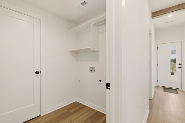 3422 E Thunder, Wichita, KS 67220