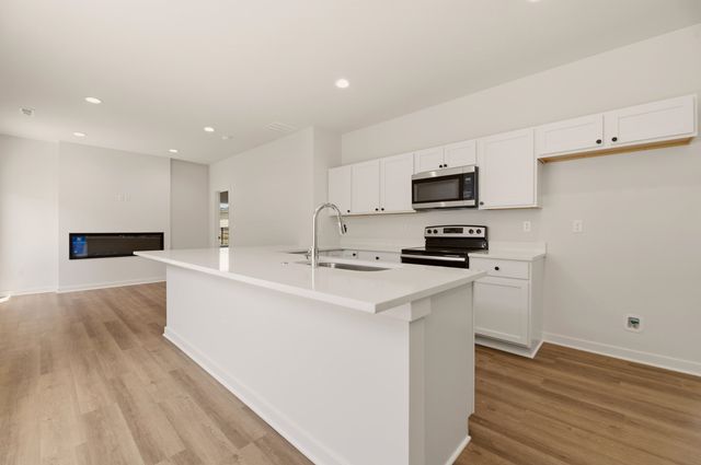 3422 E Thunder, Wichita, KS 67220