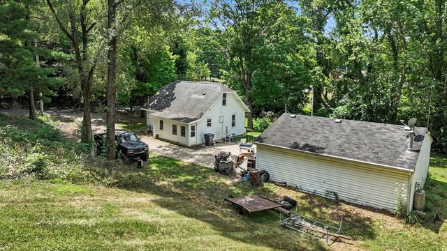 5953 Dawes Avenue, Kalamazoo, MI 49048