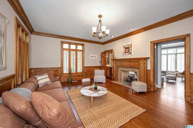 1123 LAKE FOREST CIRCLE, Hoover, AL 35244