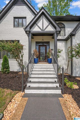 1123 LAKE FOREST CIRCLE, Hoover, AL 35244