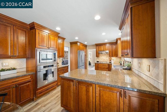 5787 Lewis Way, Concord, CA 94521