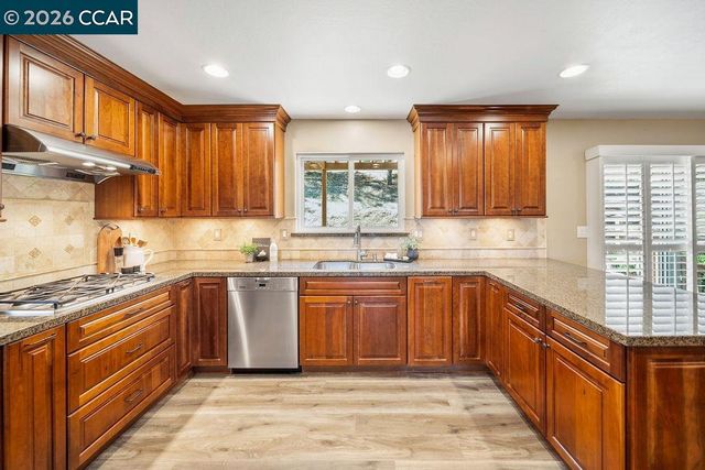 5787 Lewis Way, Concord, CA 94521