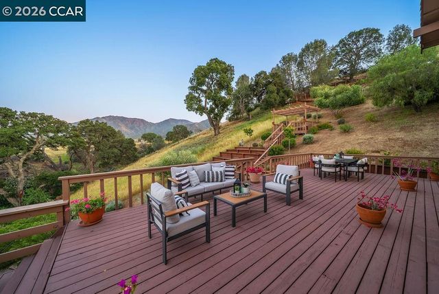 5787 Lewis Way, Concord, CA 94521