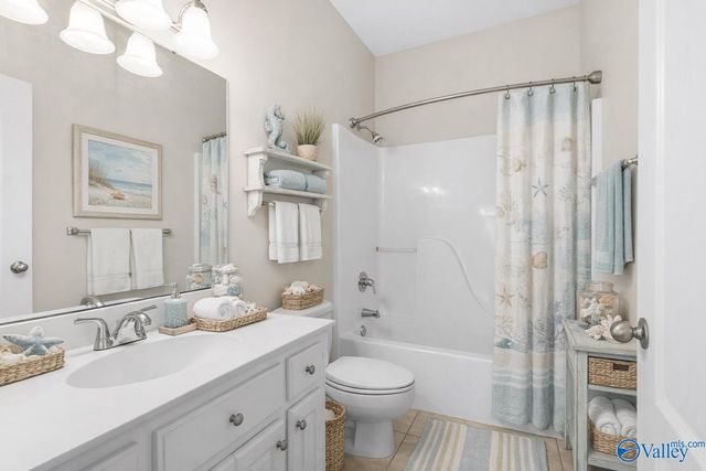 5799 Bay Village Drive 3005, Athens, AL 35611