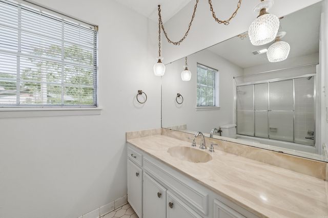 1701 War Eagle Drive, North Little Rock, AR 72116