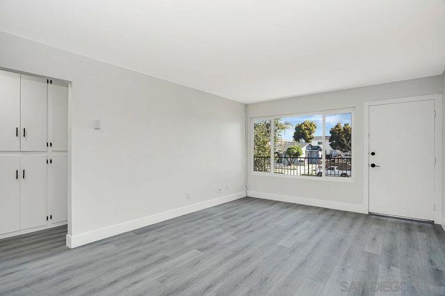 1642 C Ave, National City, CA 91950