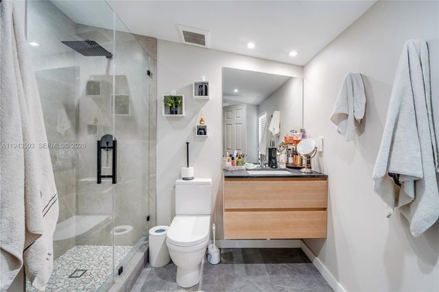 1245 NE 154th St, North Miami Beach, FL 33162