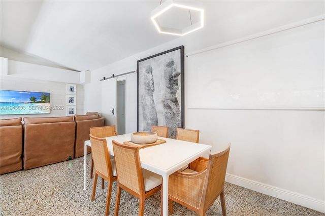 1245 NE 154th St, North Miami Beach, FL 33162