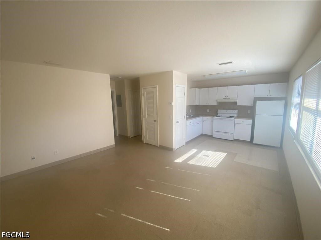 3555 Seminole AVE, Fort Myers, FL 33916