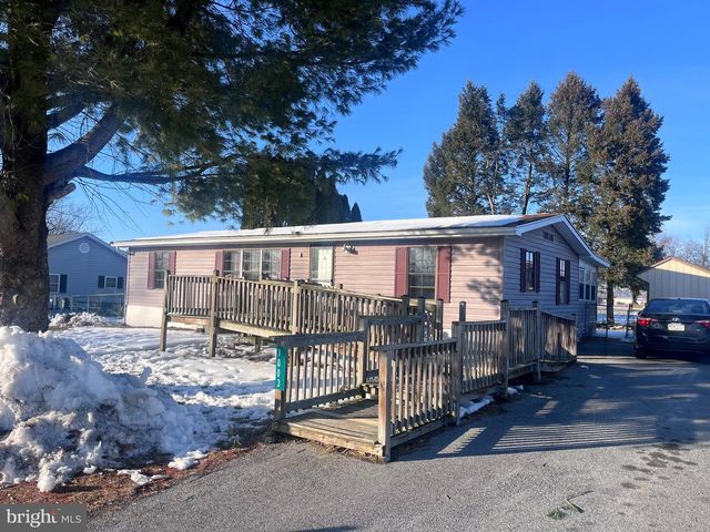 1003 KESSLER DR, Shippensburg, PA 17257