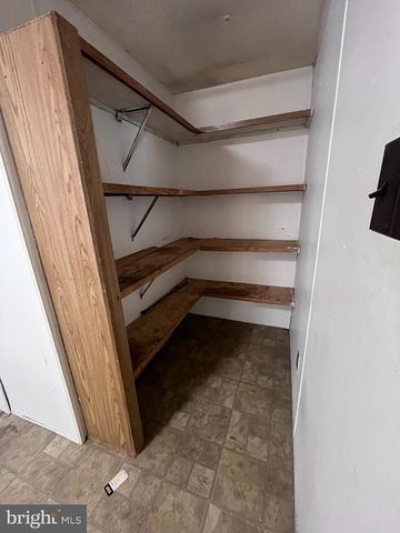 1003 KESSLER DR, Shippensburg, PA 17257