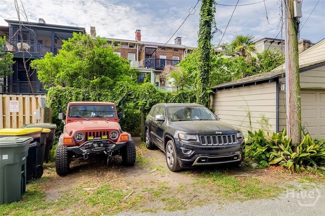 216 W Bolton Street, Savannah, GA 31401